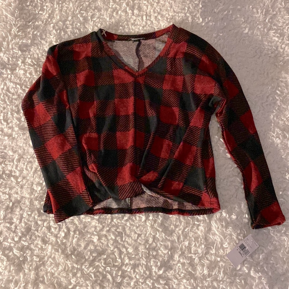 Plaid crop shirt
